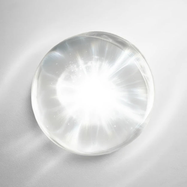 BRIGHTENING MOLECULE